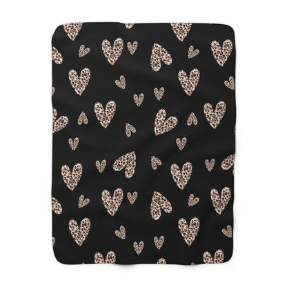 Black Valentine’s sherpa fleece blanket with leopard heart pattern